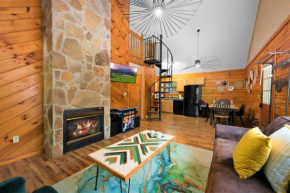 Fall Special! Dollywood at 2 min & Heated Indoor Pool